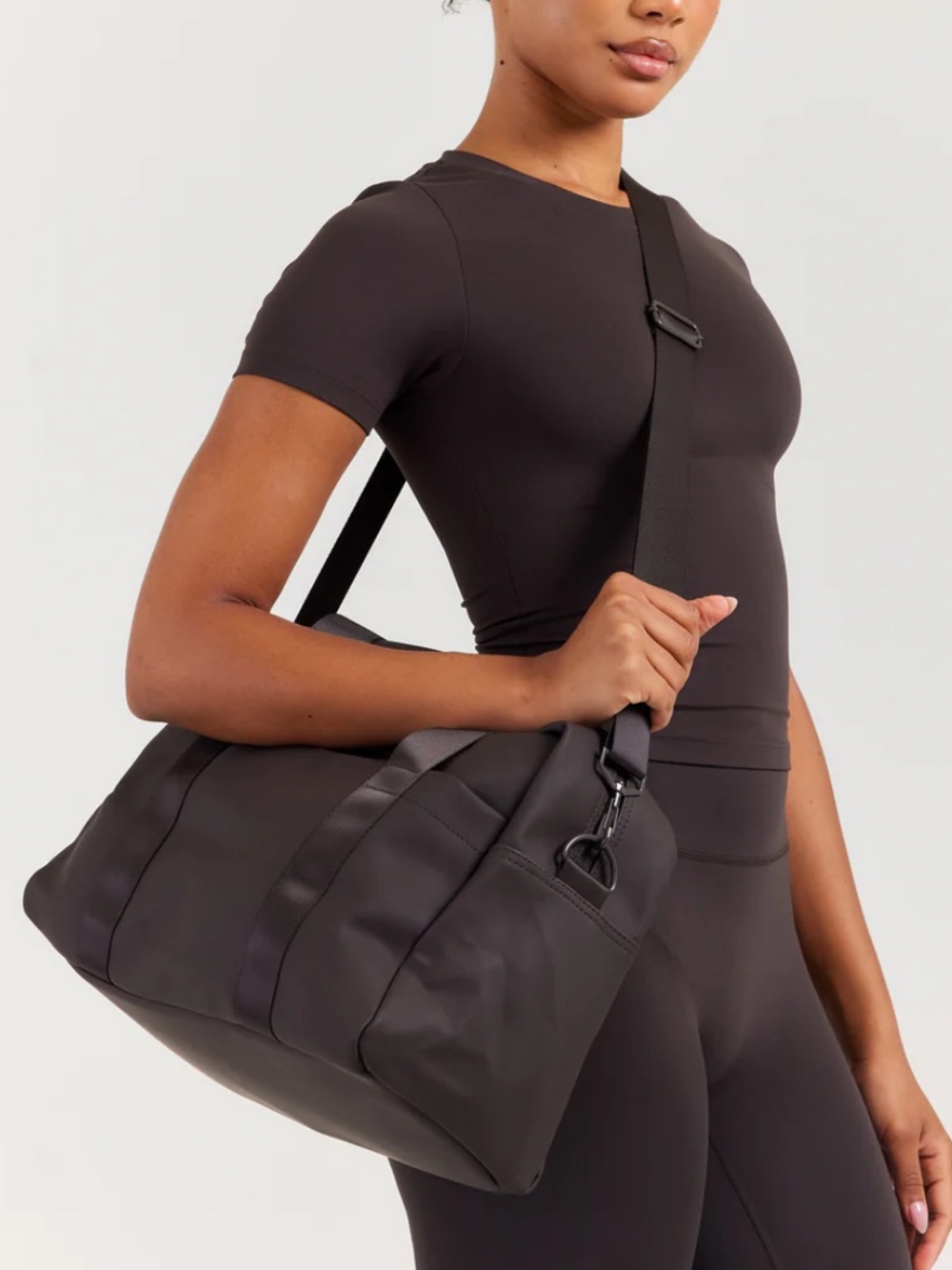 Regular Essentials Bag - Picture 4 of 5